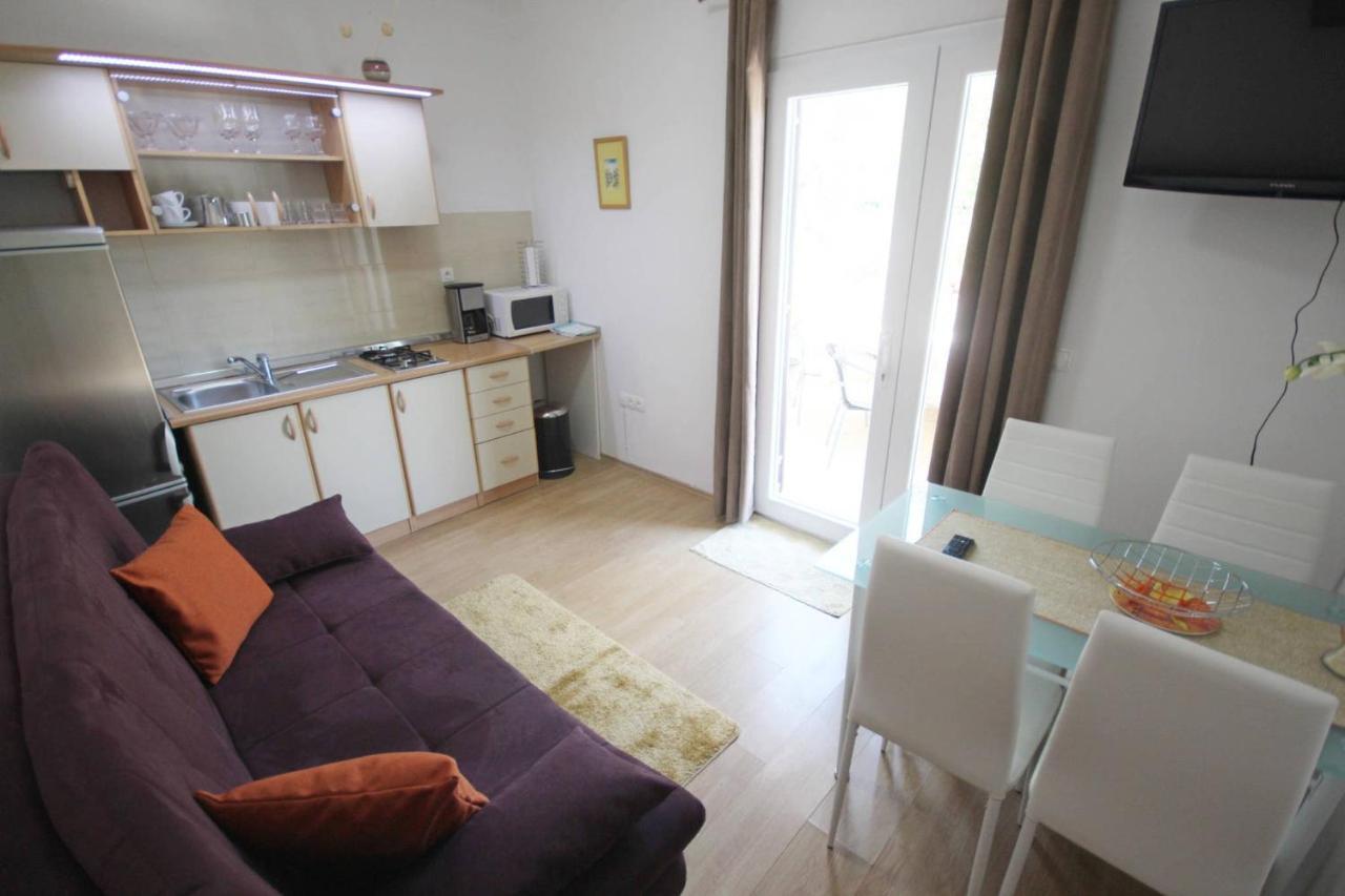 Small Apartment For A Great Holiday Zara Esterno foto